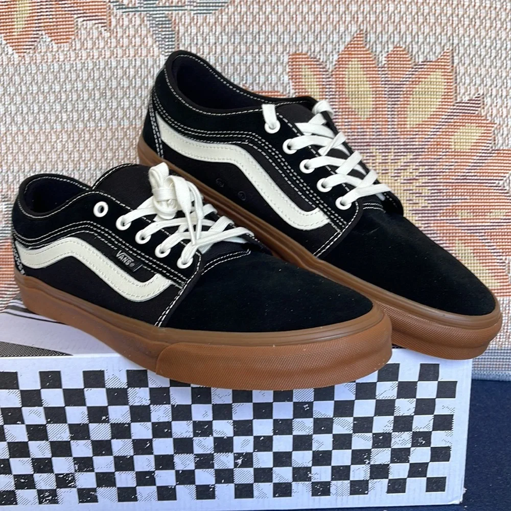 Vans Men’s Chukka Low Sid
Black/Gum
VN0A5KQZB9M Snickers - Picture 5 of 16